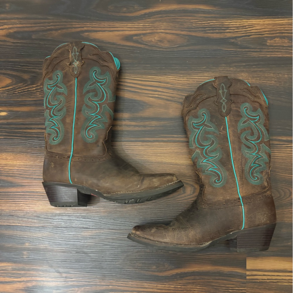 Justin Boots Turquoise Leather Silver Collection Sevena square toe